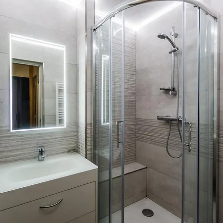 Renove 3 Etoiles, 4/5 Pers, Proche Pistes, Balcon, Parking Apartment *